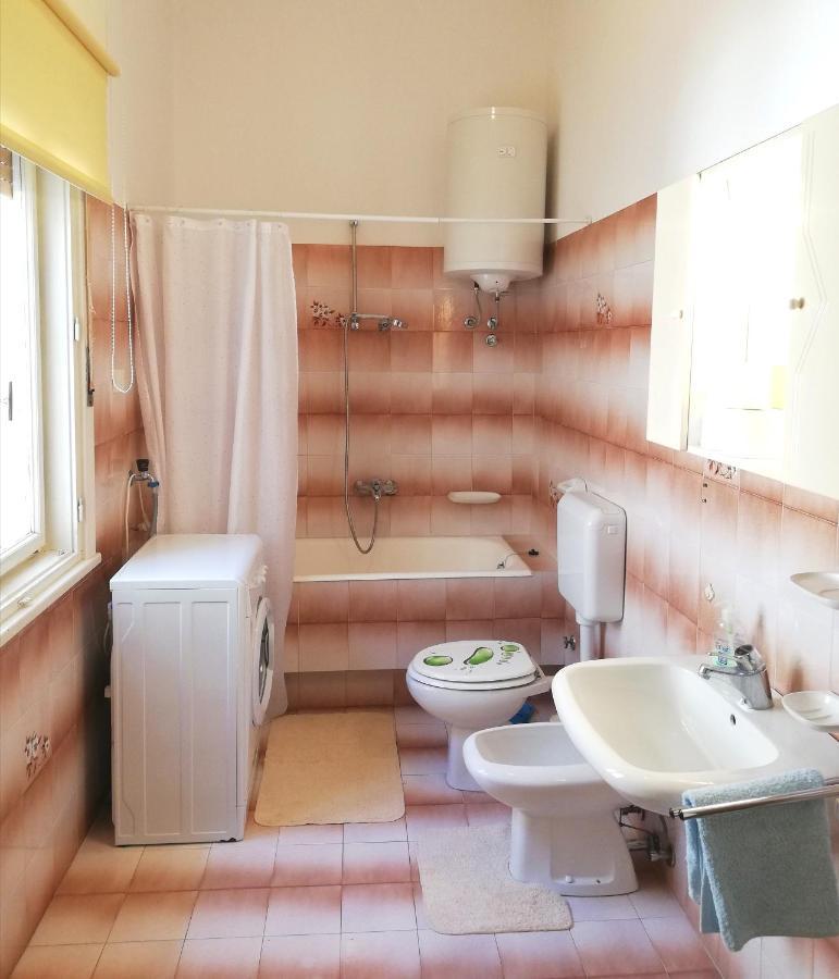 Apartment Branko With Terrace, Old Town Labin Luaran gambar